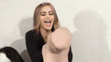 客官，我们有刚出炉的脸了解一下？