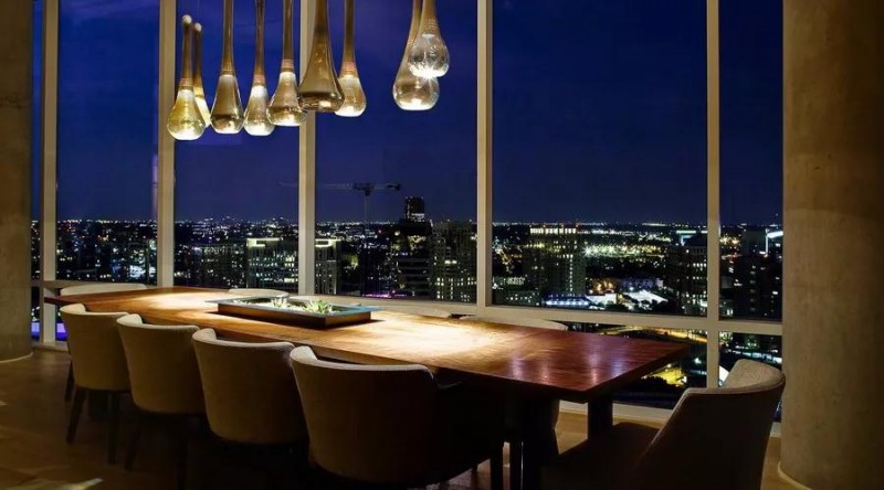 餐厅灯光设计如何打动消费者,怎么设计餐饮店餐厅灯光最亮