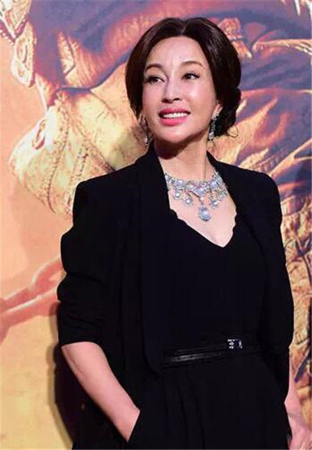 刘晓庆谈坐牢后,刘晓庆回忆因逃税入狱