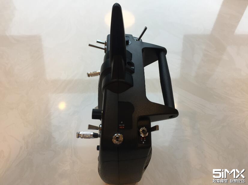 Spektrum DX8e地平线世派遥控器初体验，我给95分