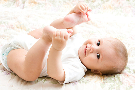 给宝宝把尿不配合,怎么给宝宝把尿