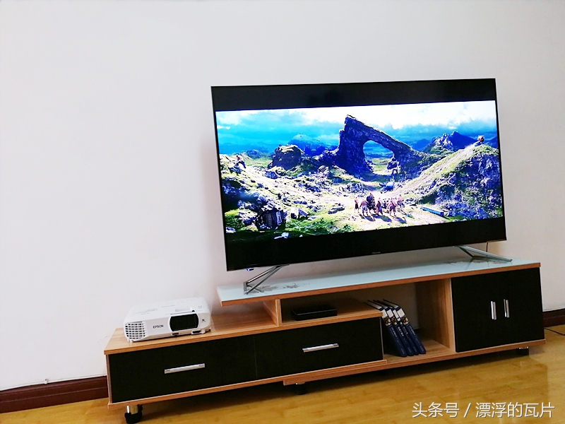 海信h55e75a花屏超薄电视,海信h55e3a是真4k电视吗