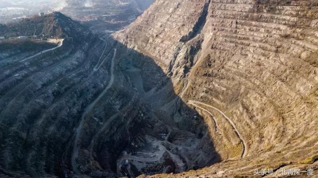 亚洲第一开采坑,亚洲第一天坑的矿产采完了吗