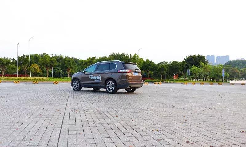 试驾福特锐界2.7t,试驾锐界2.0