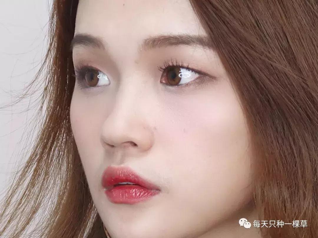 大表姐刘雯眼妆教程,刘雯的单眼皮怎么化妆