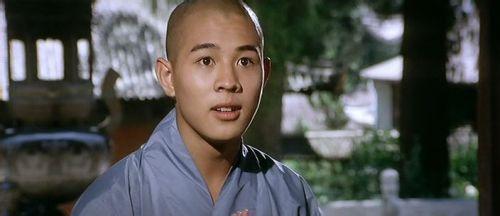 少林寺李连杰版是怎么拍的,少林寺李连杰版哪年拍的