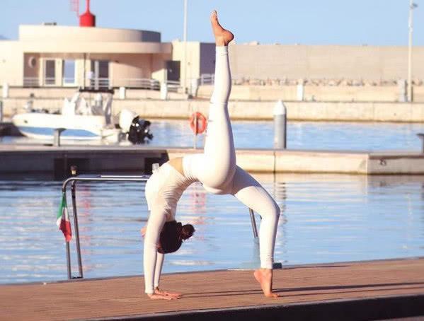 全球公认瑜伽女神,全球顶级瑜伽美女