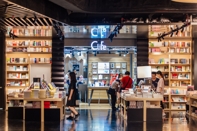 网红书店好看吗,网红书店引得来还要留得住