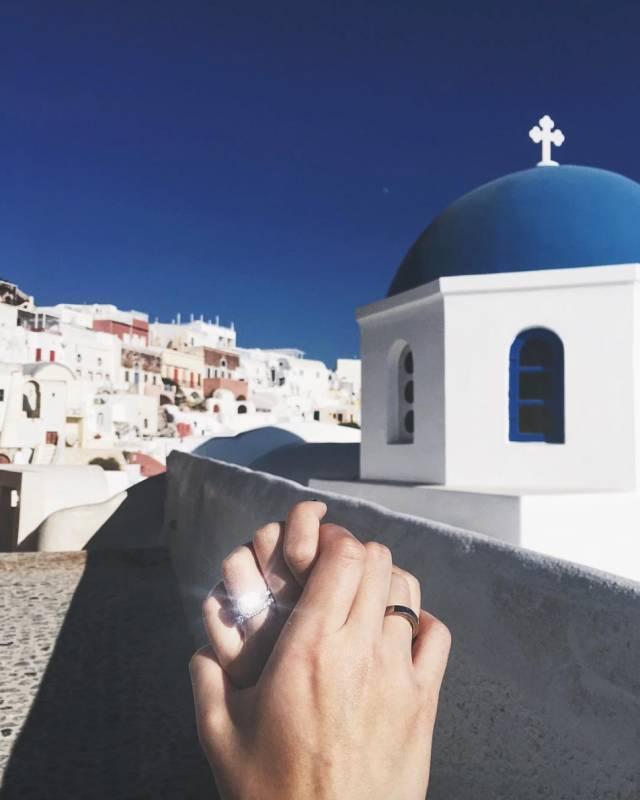 阿娇蜜月后甜晒大钻戒,阿娇钻戒和张馨予钻戒