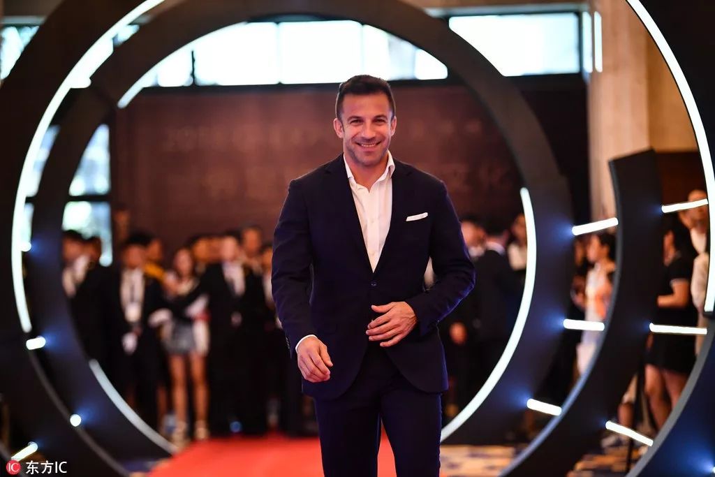 贝克汉姆皮耶罗领衔引爆G-EXPO世界足球峰会