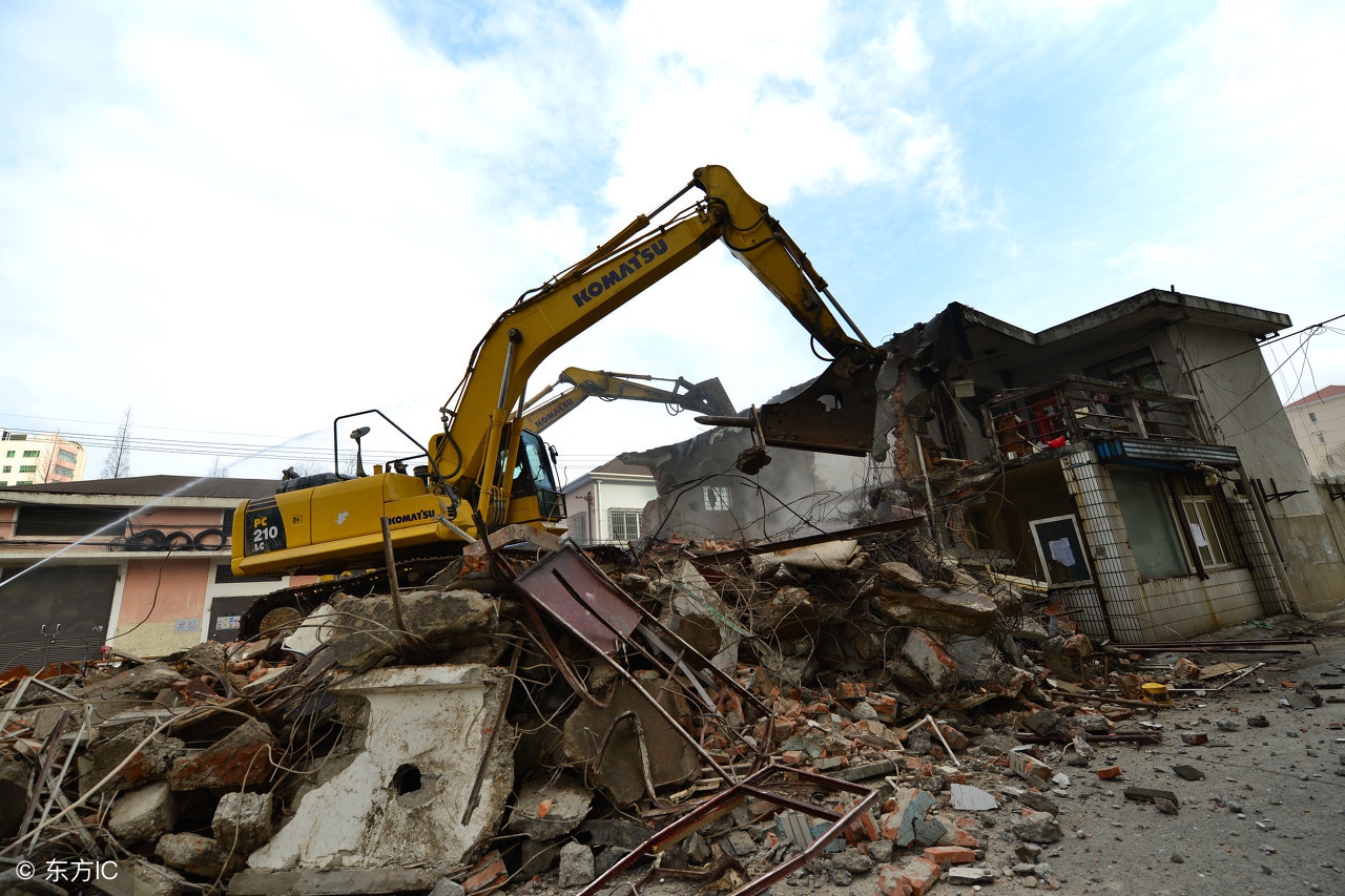 房屋拆迁补偿按照面积还是人口补,45万左右的房子拆迁能补偿多少