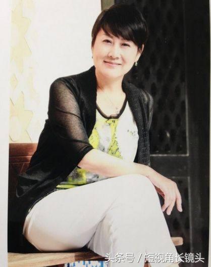 凯丽个人资料老公照片,凯丽和婆婆的照片