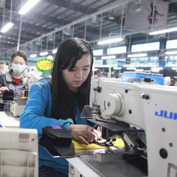 邵阳换新名片了！快传递出去~为你带来更多的人脉、财脉！