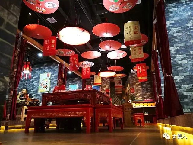 火爆成都的火锅,成都文殊鸭血火锅