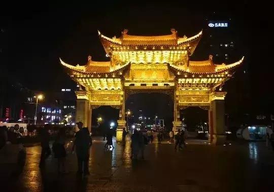 昆明国庆假期自驾游攻略,五一昆明最适合去的地方