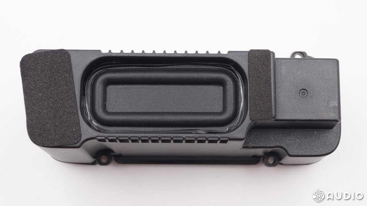 天猫精灵智能音箱boom拆解,天猫精灵智能音箱x3和X6对比