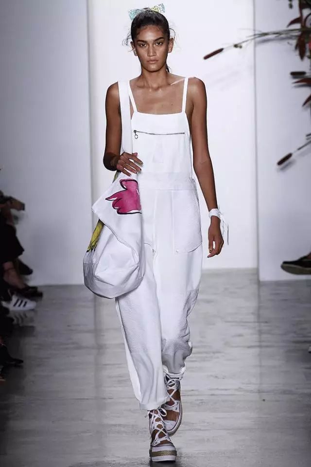 真人示范丨穿错背带裤，缺点全暴露！