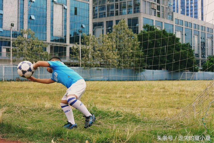 摄影：菠萝油王子