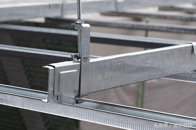 吊顶保温用什么材料好,淋浴间吊顶用什么材料