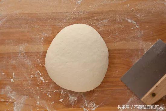 用面粉和牛奶做面包不用酵母,怎么做面包不用烤箱不用酵母