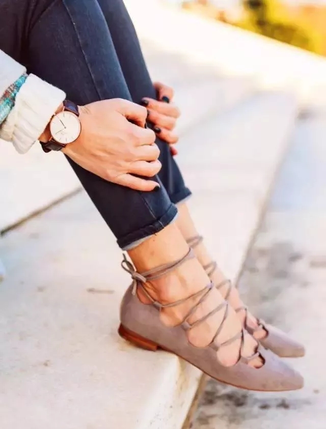 什么鞋子好看又百搭又耐穿,入秋最时髦的鞋子有这双就够了