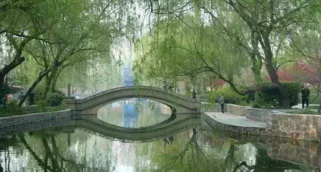 郑州适合夏天玩的旅游景点,郑州夏天旅游景点推荐