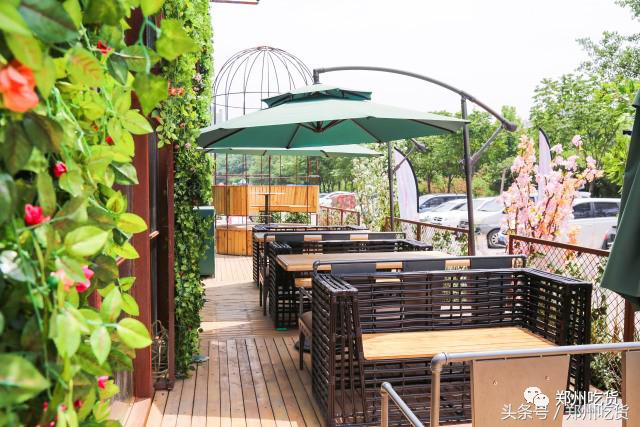 一家藏在郑州里的世外桃源，来这看世界杯没错！