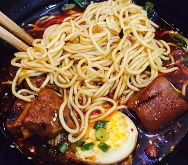 重庆北碚美食小吃一条街,重庆美食合集视频素材