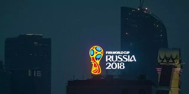 「和芷若看世界杯」：清凉盛夏，激情无限，世界杯来了！