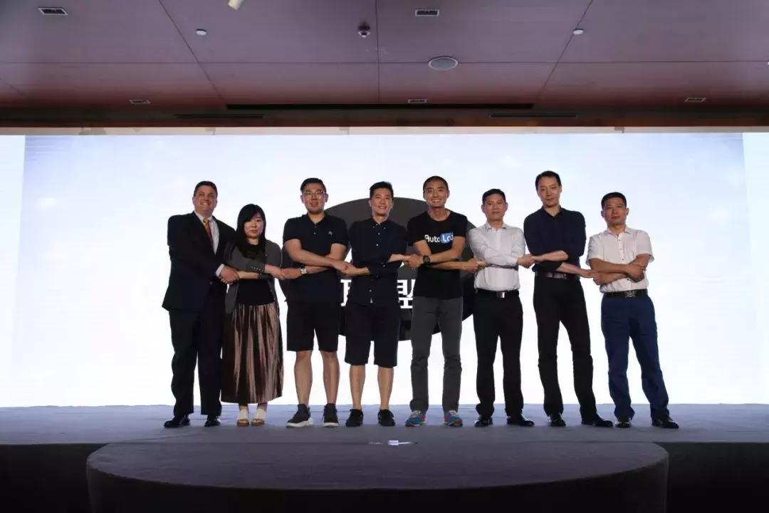 LABXDAY论坛展望智享未来看看这些企业都带来哪些黑科技