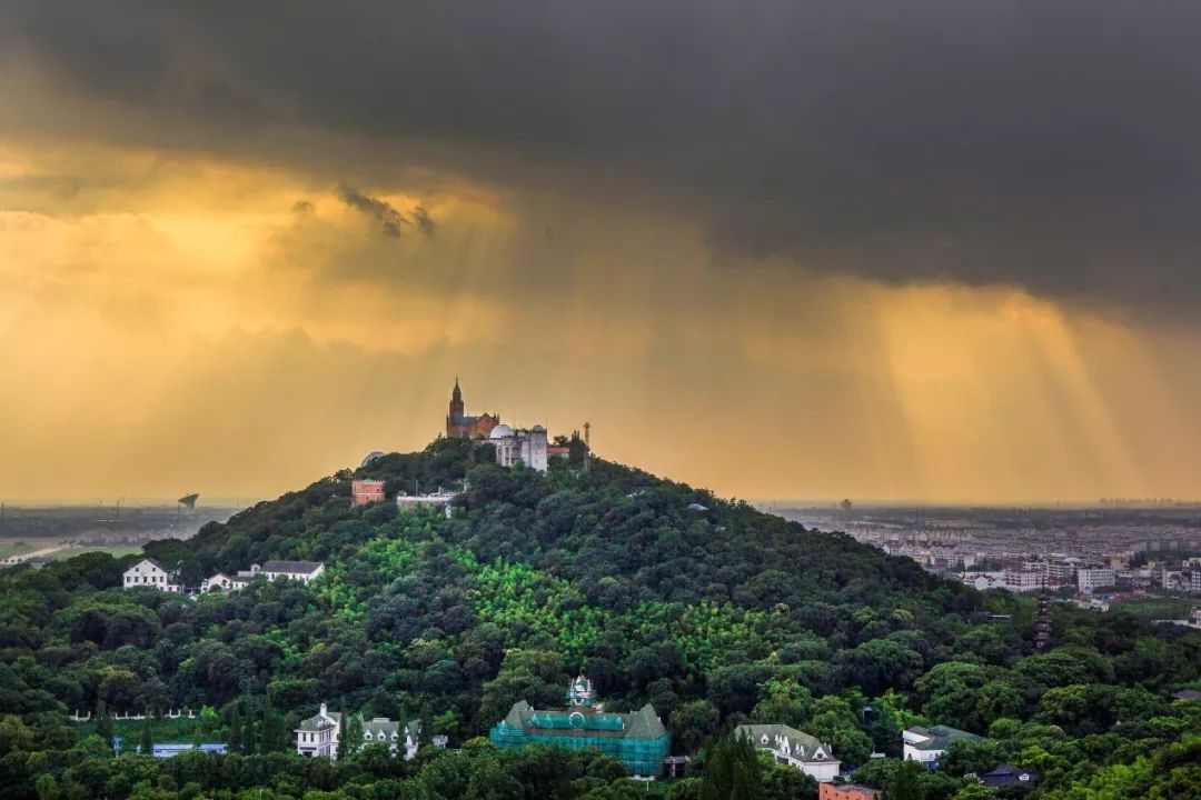 在上海生活有哪些福利可以领,外地人在上海享受的福利