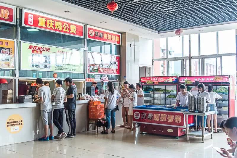 不在汉口的汉口学院，聚集了大花岭大学城最好吃的美食！