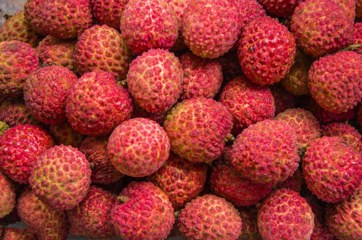 水果好吃营养多,但孕妈却是要谨慎吃的,这7种水果孕妈要注意