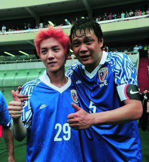 2018年鹿晗踢球,鹿晗雪地足球赛