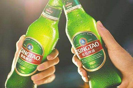 足球超燃啤酒,为足球加油助威