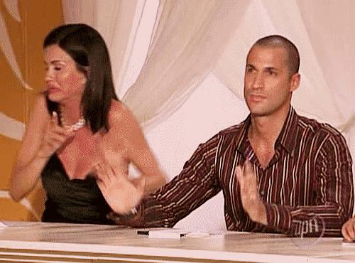 二十岁女生口臭怎么治,二十岁女孩口臭吃什么药