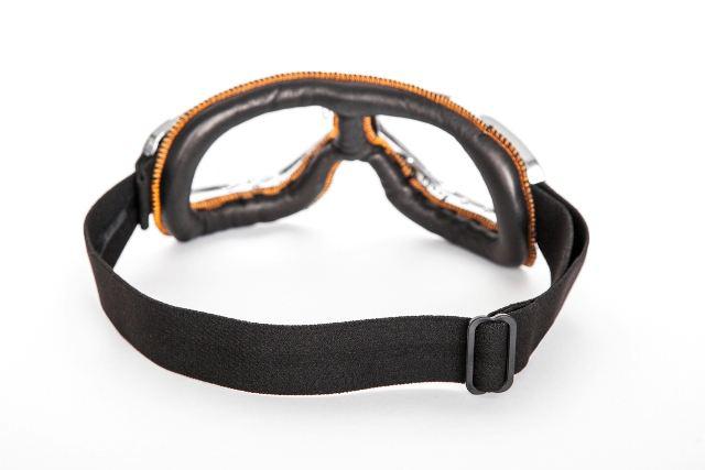 足球运动员近视的有哪些,做过近视手术的足球明星