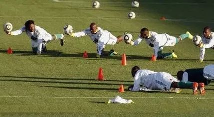 世界杯来了丨球队备战为什么选择瑜伽来训练？