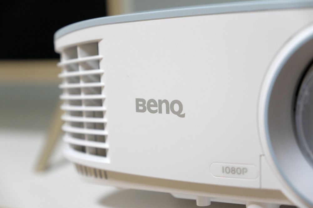 明基投影机i705升级,明基2k旗舰投影机