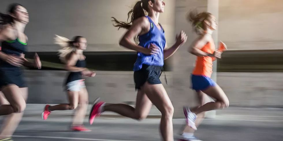 经常性崴脚恢复练习,崴脚后怎么恢复训练