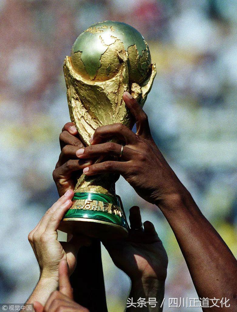 历届世界杯冠军经典照片,历届世界杯点球精彩瞬间