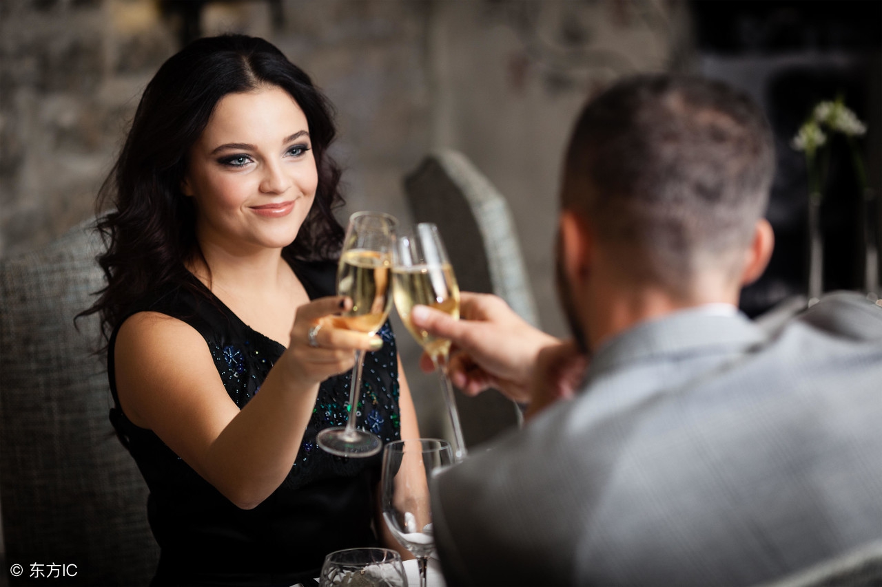 伟哥要吃多少疗程才可以治好,伟哥多久吃一次才是最好的