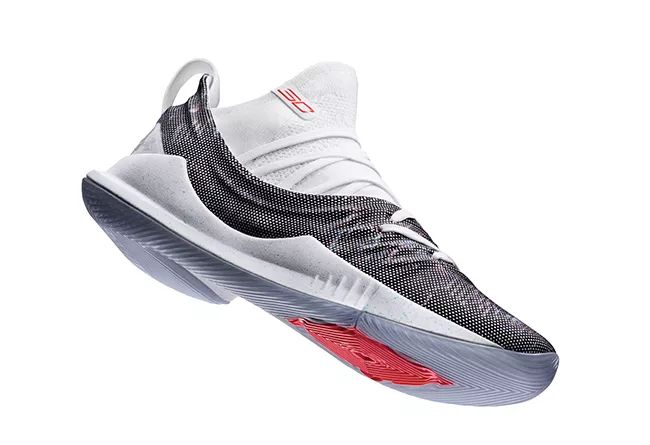 库里战靴7开箱,穿上库里专属球鞋感受极致脚感