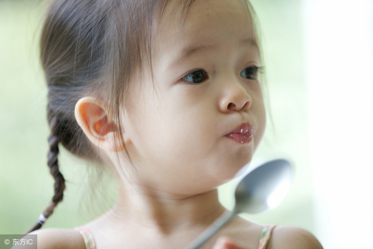 让孩子多吃这四种食物,让宝宝大脑发育的食补有哪些