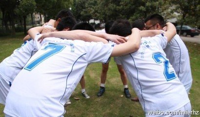 男生为什么喜欢看世界杯和NBA？因为青春友谊，因为那群奔跑的人