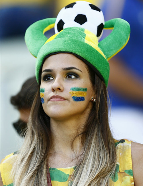 巴西女球迷惊艳全场,巴西世界杯巴西女球迷惊艳亮相