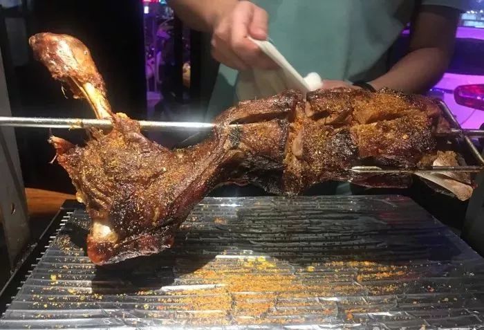 看世界杯夜餐推荐,乌鲁木齐看世界杯的最佳餐厅