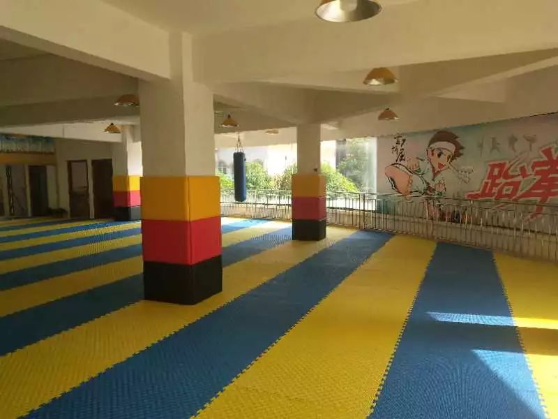 100元抵500元！赶快给孩子抢个名额，这个夏天一起去“踢馆”！