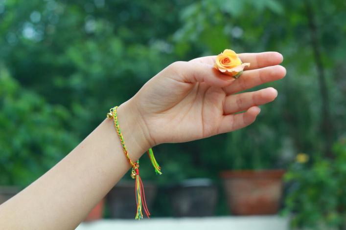 学编平安五彩手绳,端午节五彩绳是拿来辟邪的么