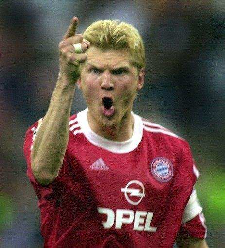 德国足坛第一硬汉，世界杯对自己球迷竖中指，他惨遭国家队开除！